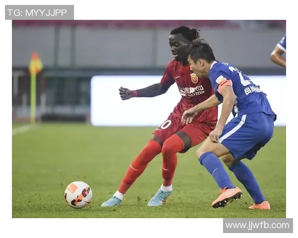 赛后分析：上海足球队与武汉足球队球员个人能力全面对比与评估